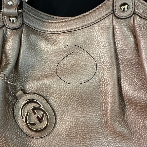 Authentic GUCCI Pebbled Leather Sukey bag - metallic Dusty Rose Gold - Picture 7 of 13